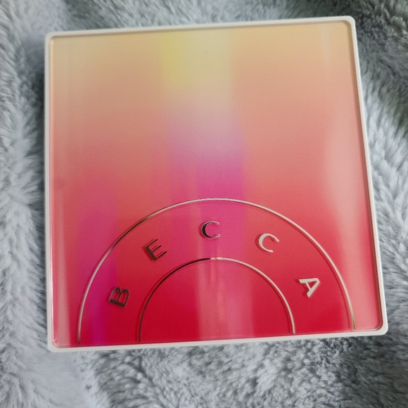 Becca Sunsetter Face Palette - Picture 2 of 3
